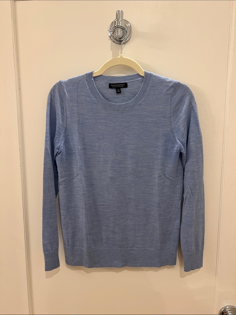 Banana Republic Womens Sky Blue Crewneck Sweater